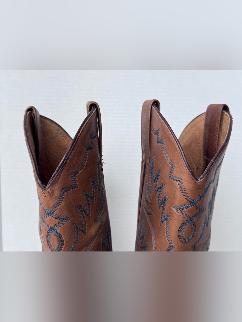 Ariat Heritage Pointy Western Cowboy Tall Leather Boots Men’s Size 9 - Picture 4 of 12